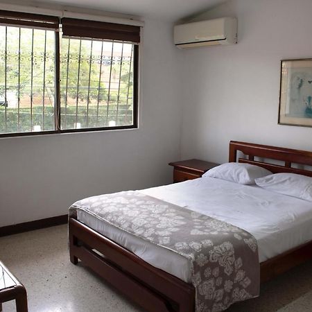 Apartamentos Limonar Cali Luaran gambar